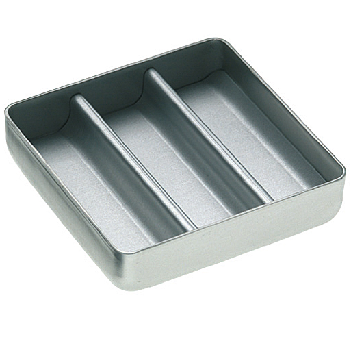 Tredelad ask Aluminium med lös inredning