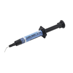 Clearfil Majesty ES Flow Low KA6 Spruta