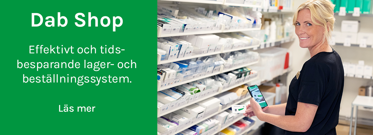 Kvinna som står framför läkemedel