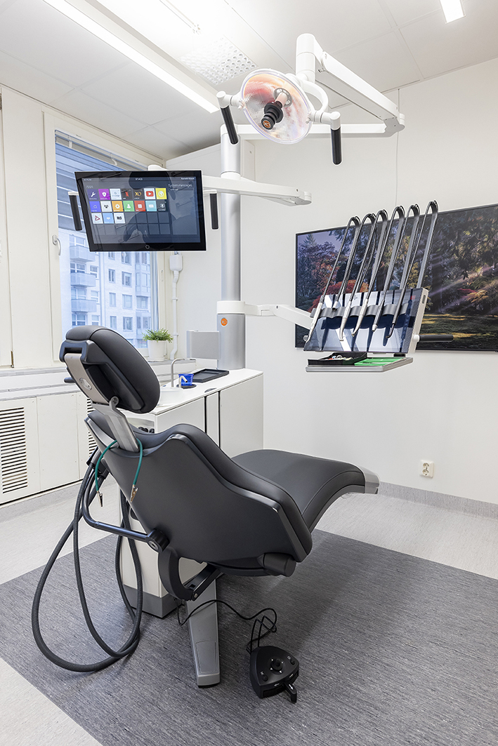Limhamns Tandläkargrupp var först ut i Sverige med XO Flow! XO Flow är den senaste, tekniskt topputrustade dentala uniten.